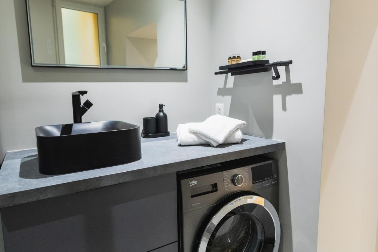 Appart Hotel Jaures - Boutique Apartments Ницца Экстерьер фото